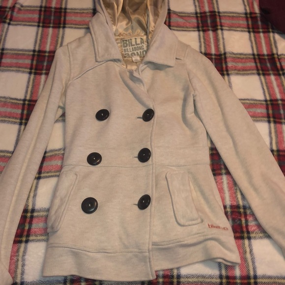 Coat - Picture 2 of 4
